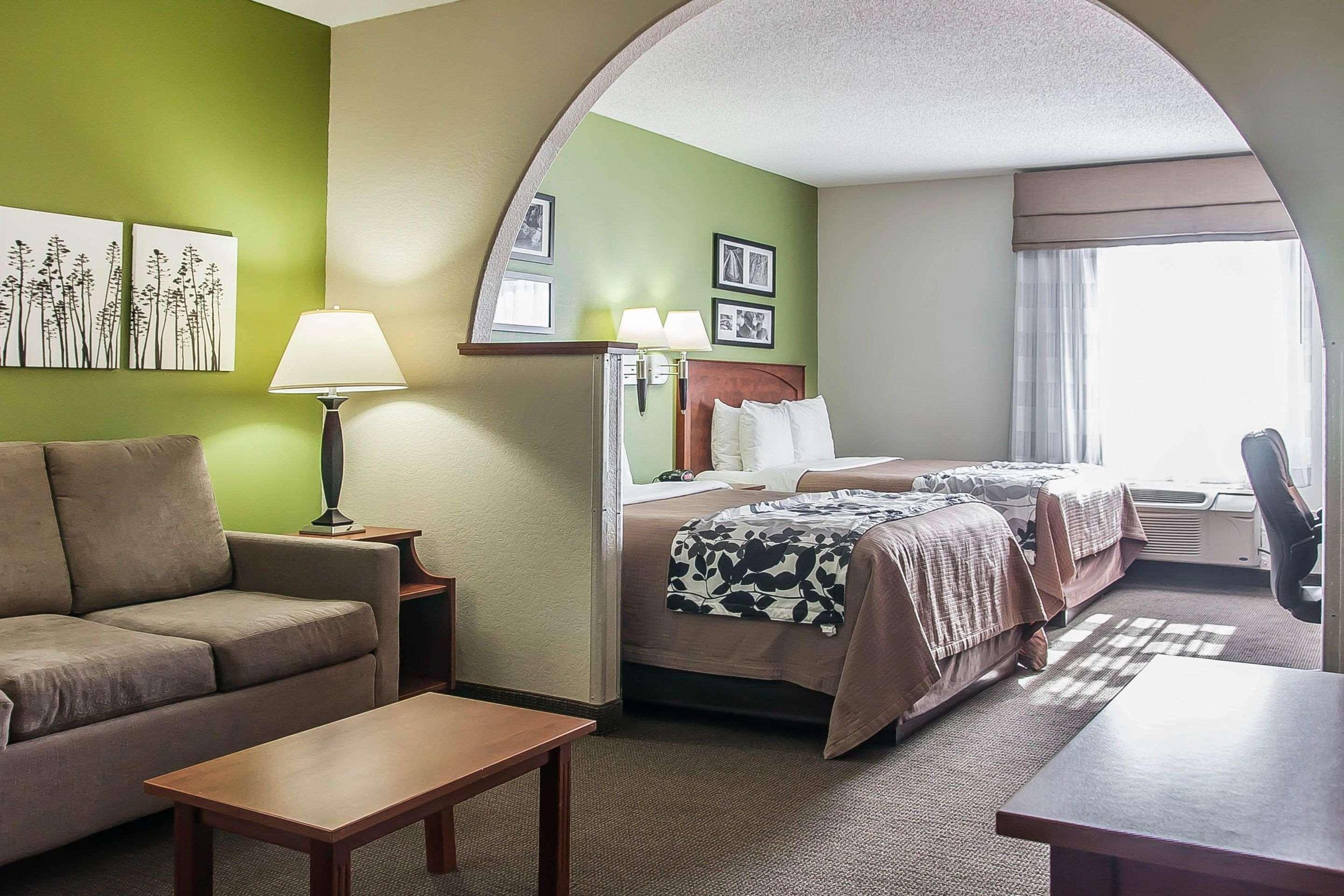 Sleep Inn & Suites Conference Center And Water Park Minot Exterior foto